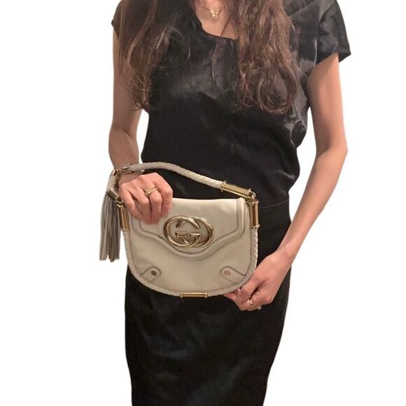 Gucci Cream Leather Britt Shoulder Bag with Gold Hardware - Picture 16 of 16